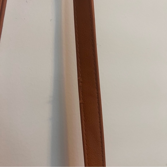 Small/Medium Basket Crossbody Bag - Picture 3 of 6